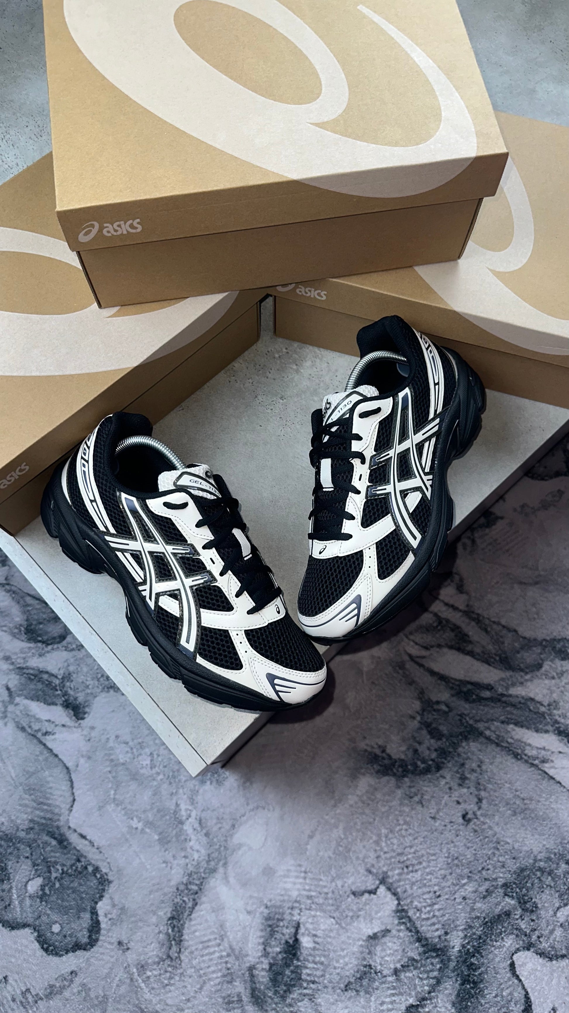 Asics Gel 1130 - 'Black & Cream'