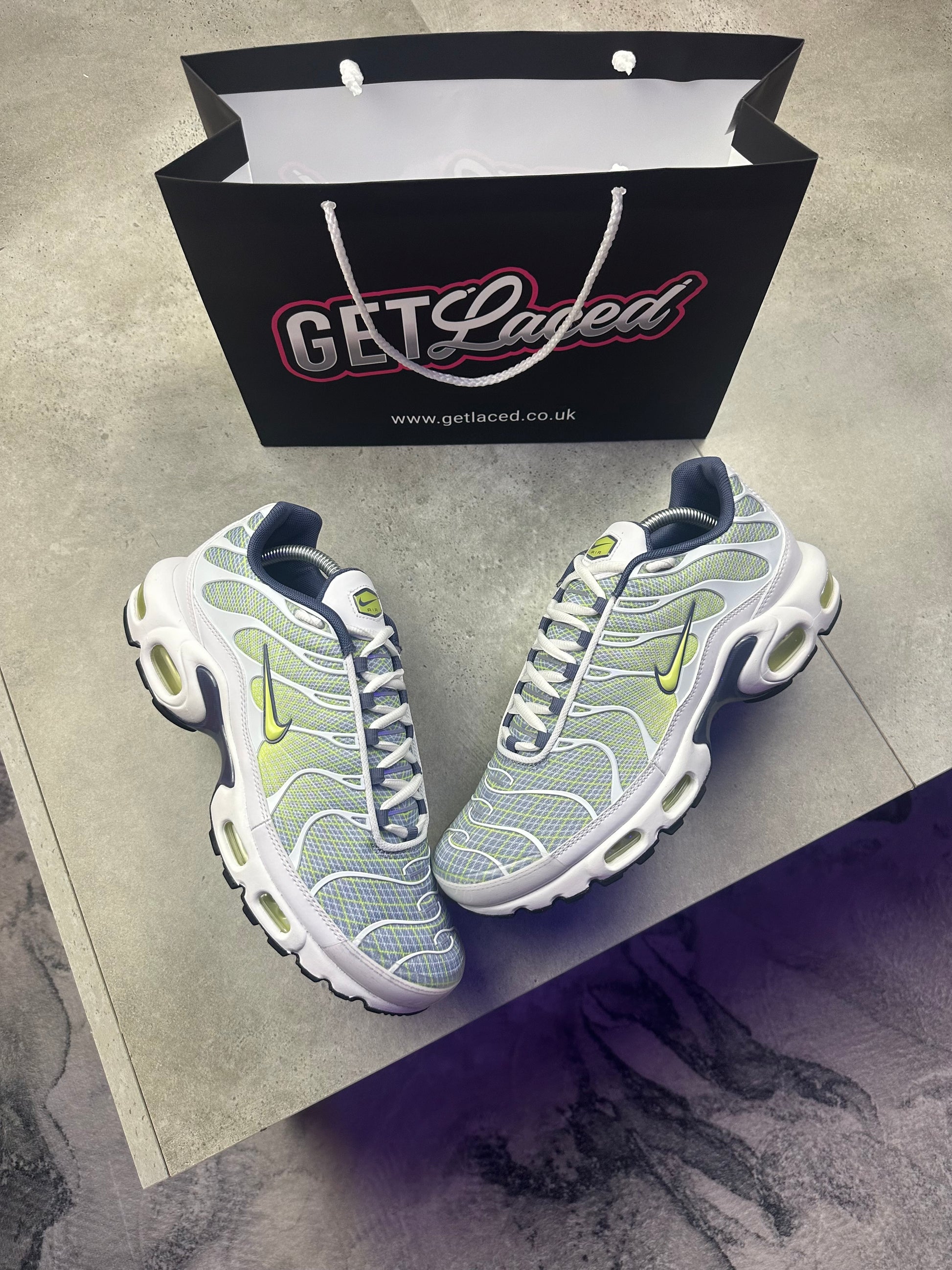 Nike Air Max Plus TN - 'Pebble Grey/Lime'