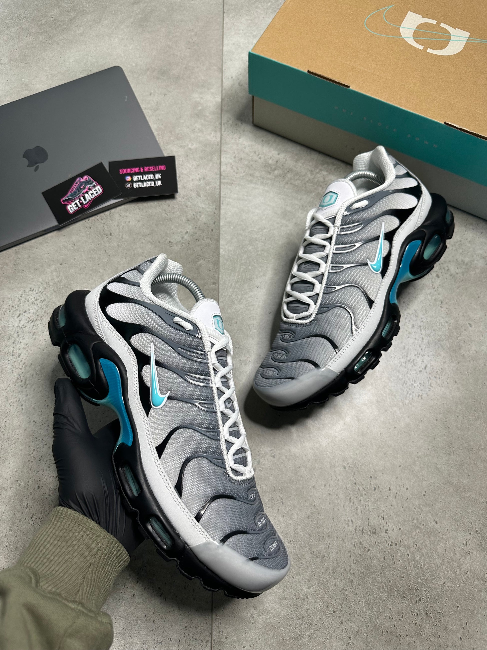 Nike Air Max Plus TN x OBD - 'Argento'