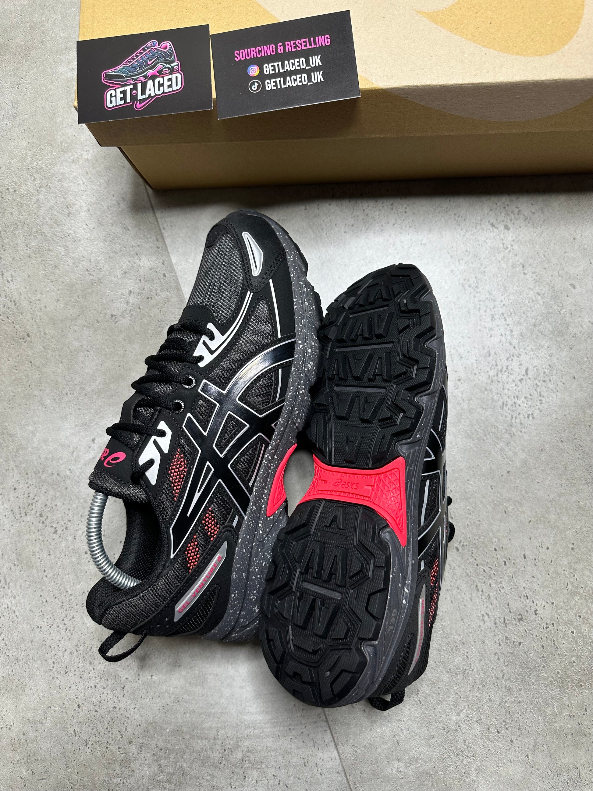 Asics Gel Venture 6 - 'Obsidian Red'