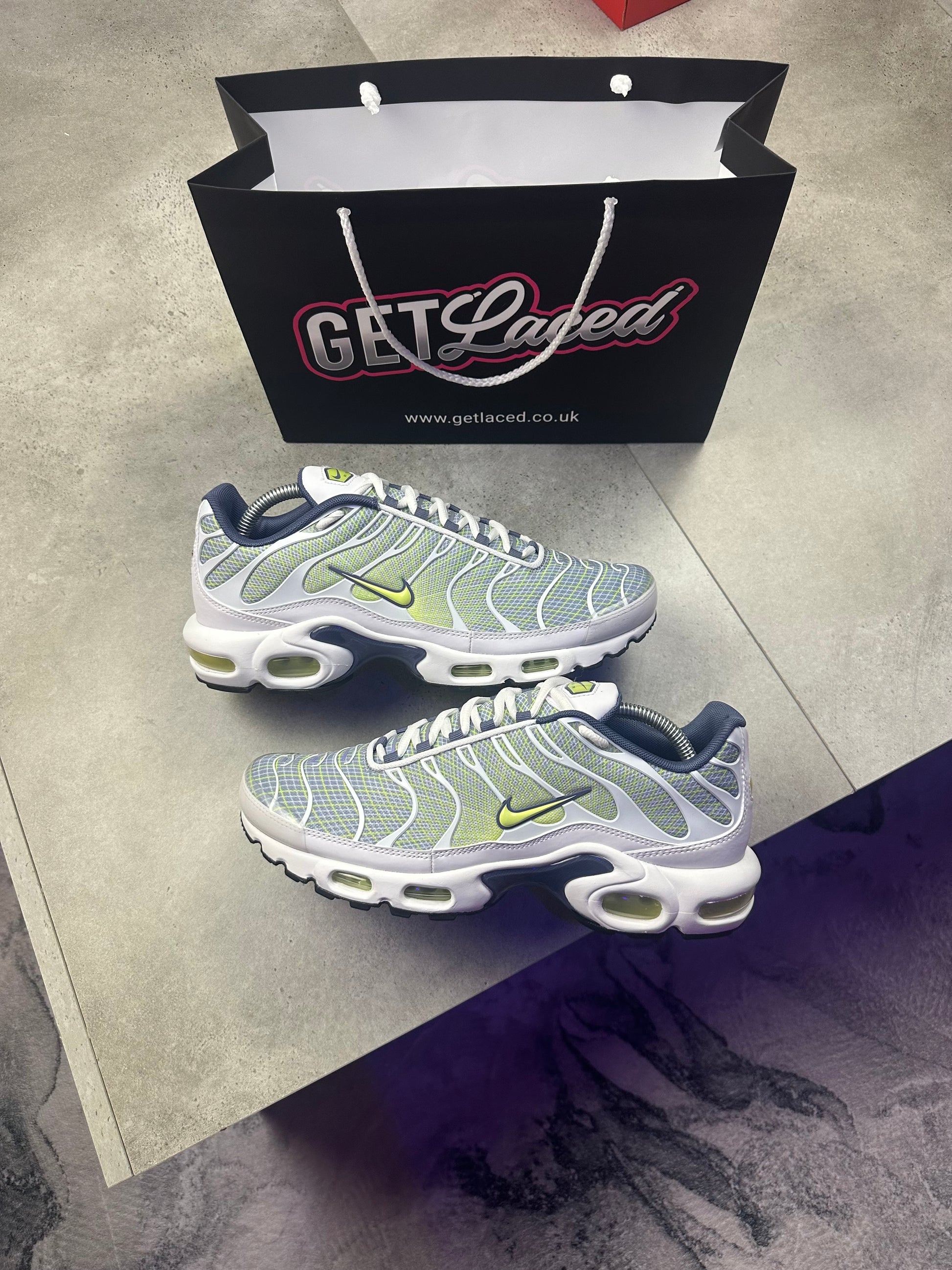 Nike Air Max Plus TN - 'Pebble Grey/Lime'