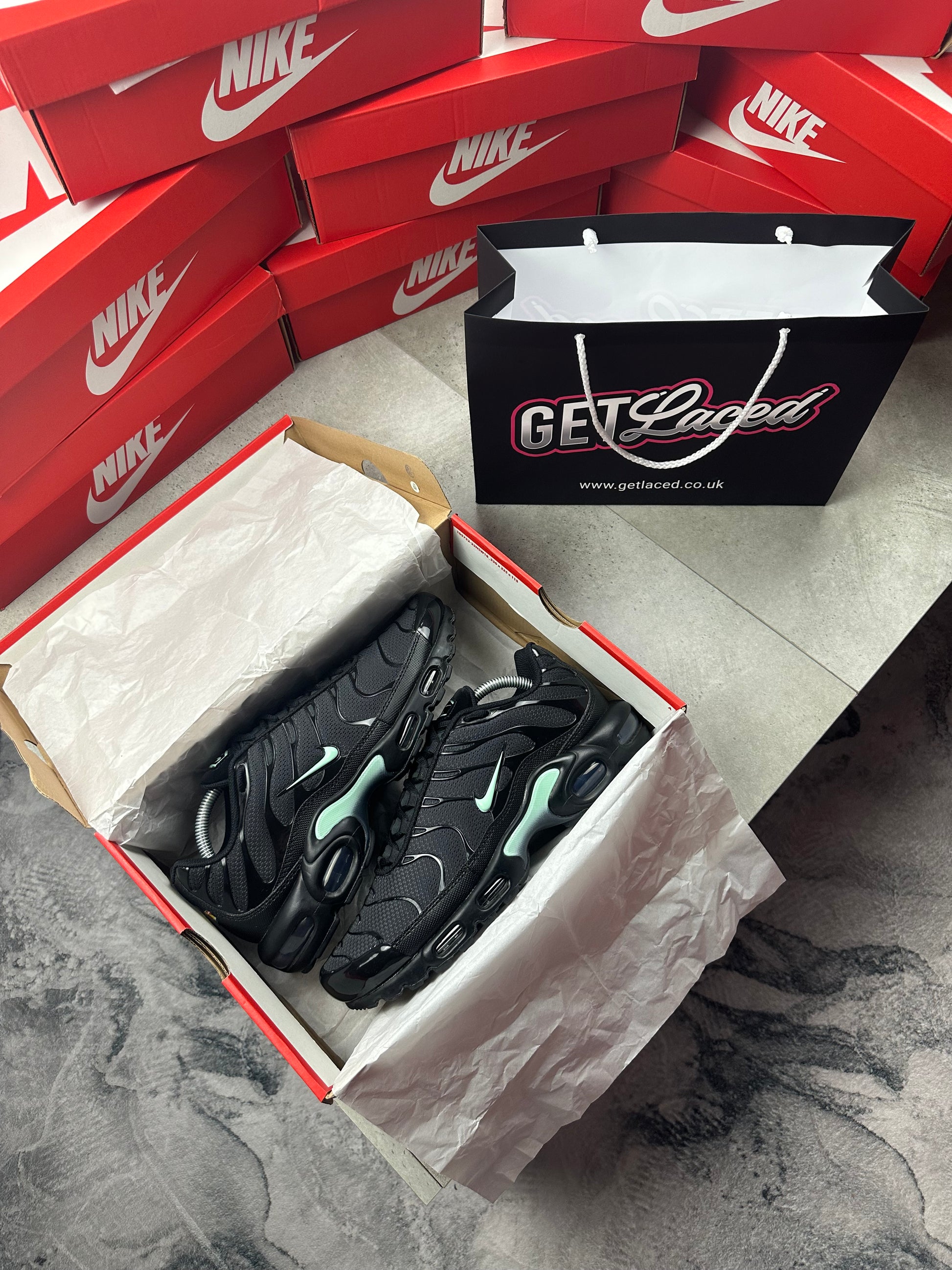 Nike Air Max Plus TN - 'Black Tiffany'