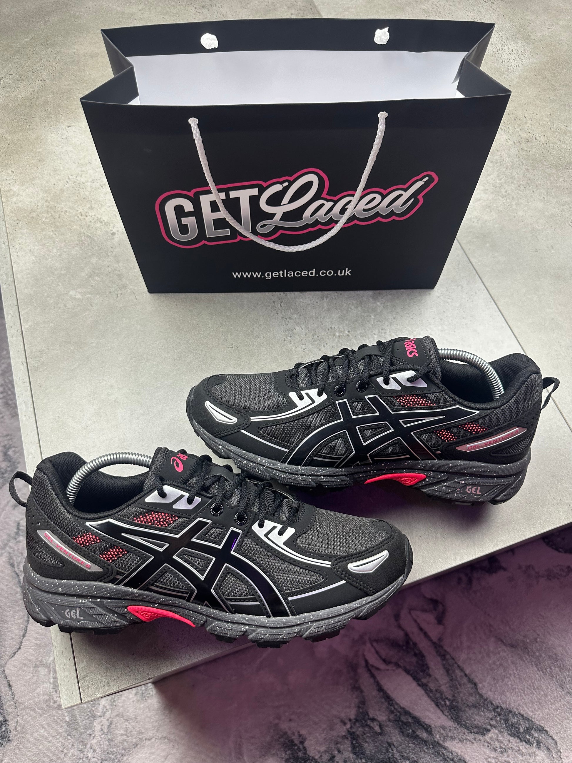 Asics Gel Venture 6 - 'Obsidian Red'