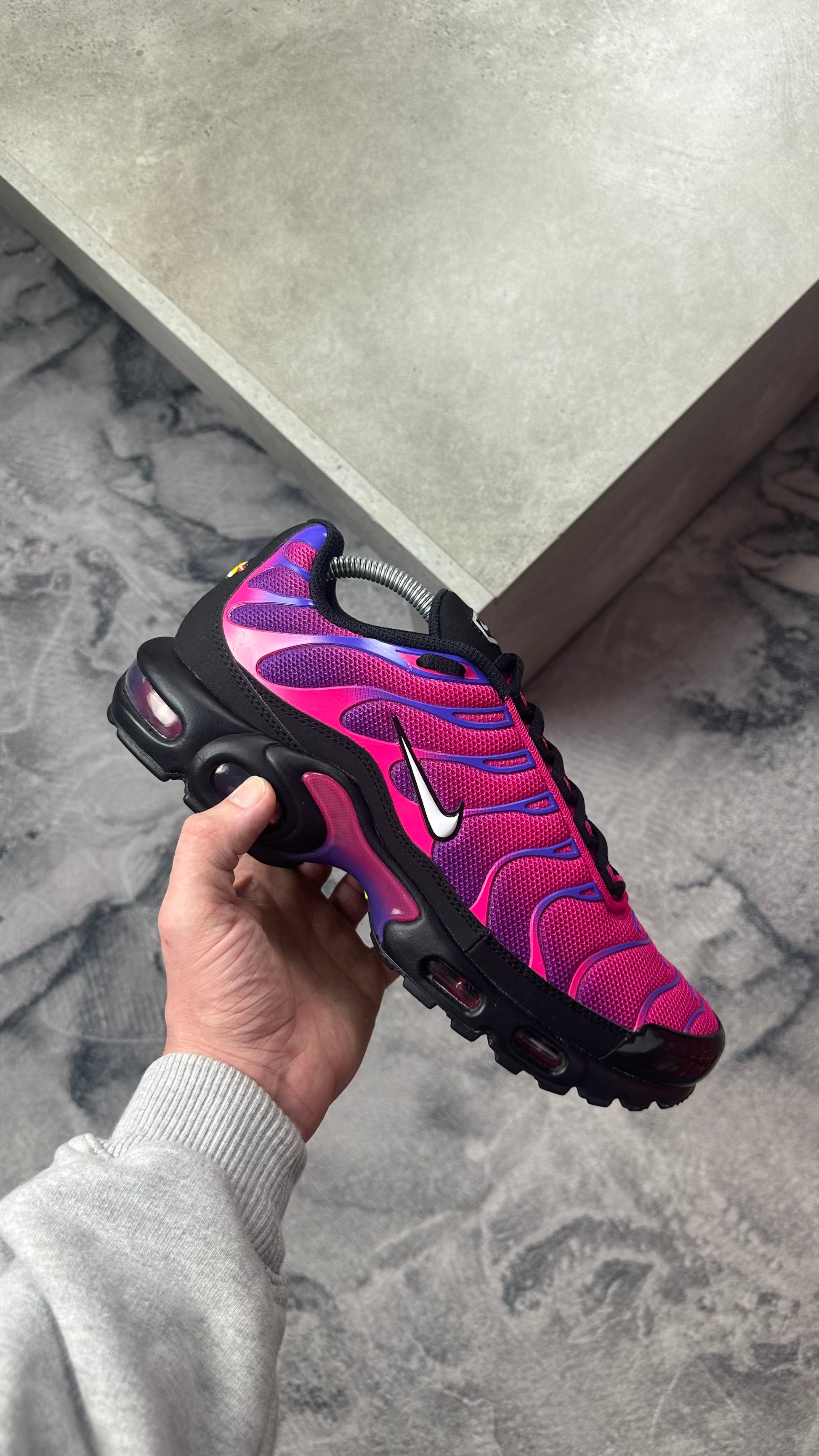 Nike Air Max Plus TN - 'Fireberry'